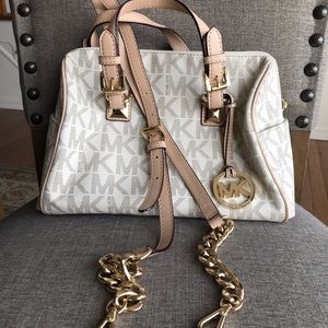 Authentic discontinued MK Medium Grayson Satchel